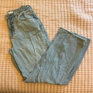 Abercrombie & Fitch Curve Love High Rise Loose Jeans